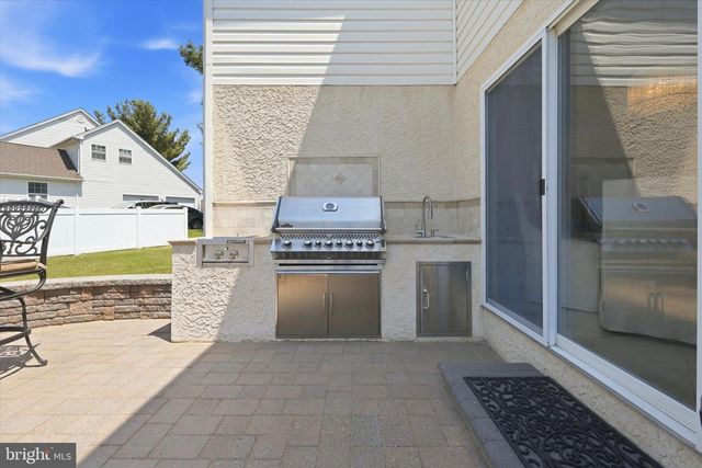 112 SWEETHOLLOW DR, Bear, DE 19701
