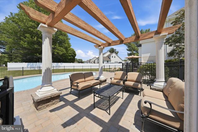 112 SWEETHOLLOW DR, Bear, DE 19701
