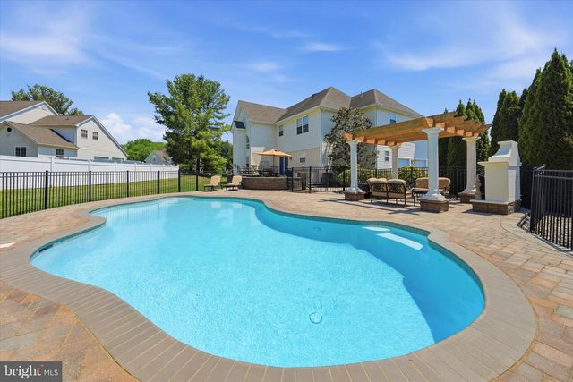 112 SWEETHOLLOW DR, Bear, DE 19701