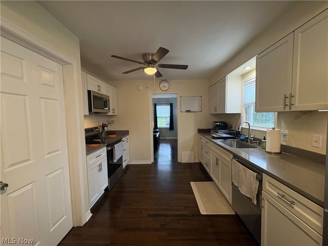 1216 Hardesty Boulevard, Akron, OH 44320