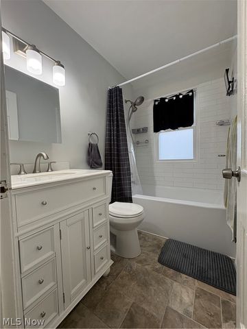 1216 Hardesty Boulevard, Akron, OH 44320