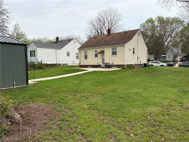 1216 Hardesty Boulevard, Akron, OH 44320