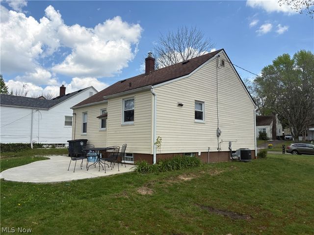 1216 Hardesty Boulevard, Akron, OH 44320