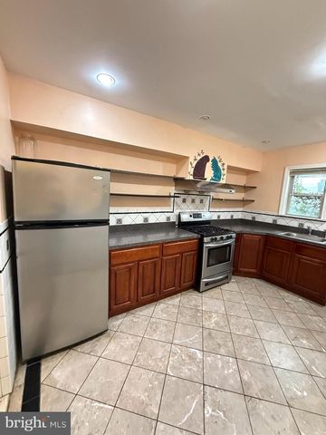 2213 S MILDRED ST, Philadelphia, PA 19148