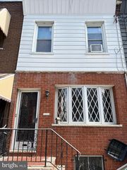2213 S MILDRED ST, Philadelphia, PA 19148