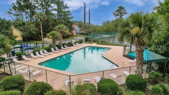 19 Pine Burr Road E 16, Hilton Head Island, SC 29926