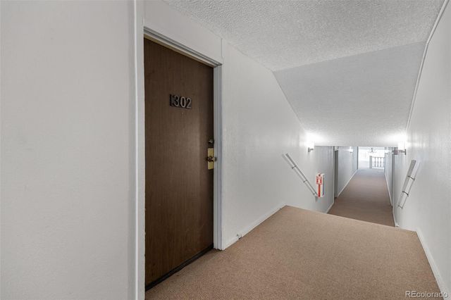 209 E Highline Circle 302, Centennial, CO 80122