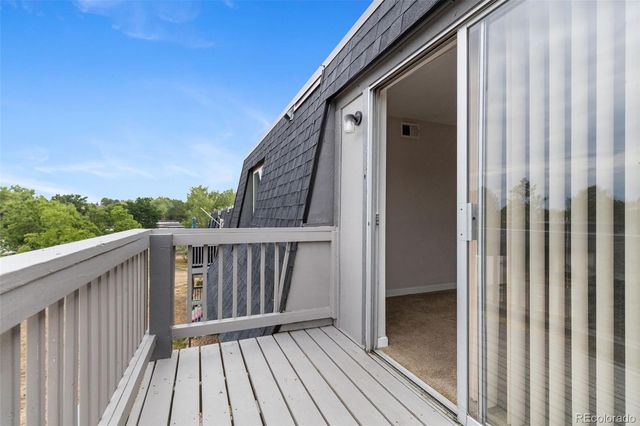 209 E Highline Circle 302, Centennial, CO 80122
