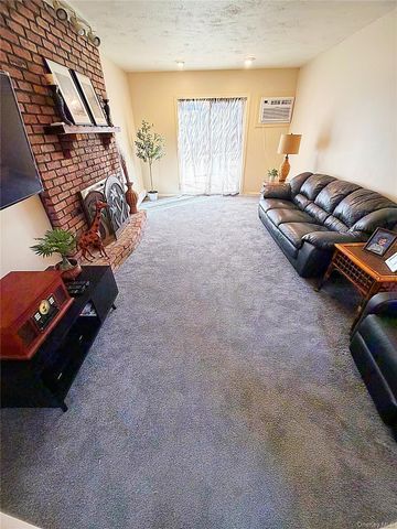 93 Burleigh Drive, Holbrook, NY 11741