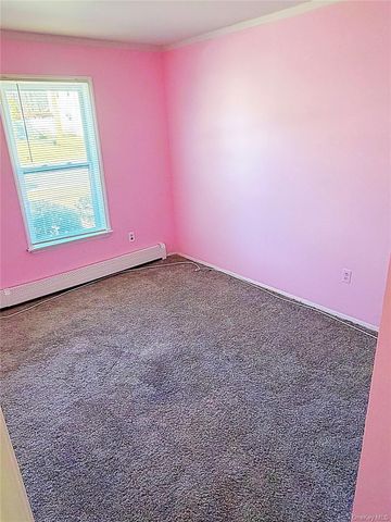 93 Burleigh Drive, Holbrook, NY 11741