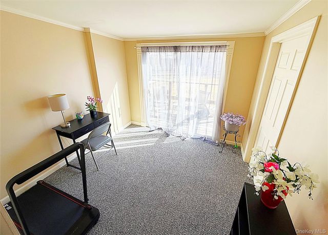 93 Burleigh Drive, Holbrook, NY 11741