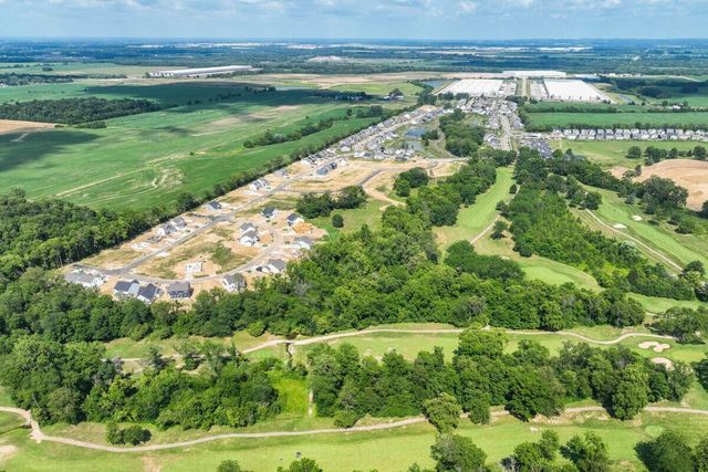 282 Olympic Loop, Commercial Point, OH 43116