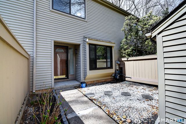 32 Farmington Chase Crescent 32, Farmington, CT 06032