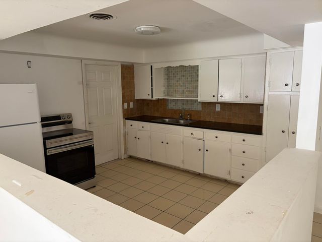 1980 Kirk Road, West Palm Beach, FL 33406