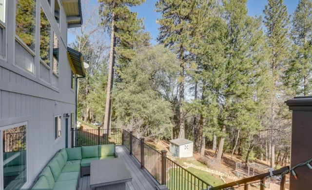 277 Sunnyside Dr, Colfax, CA 95713