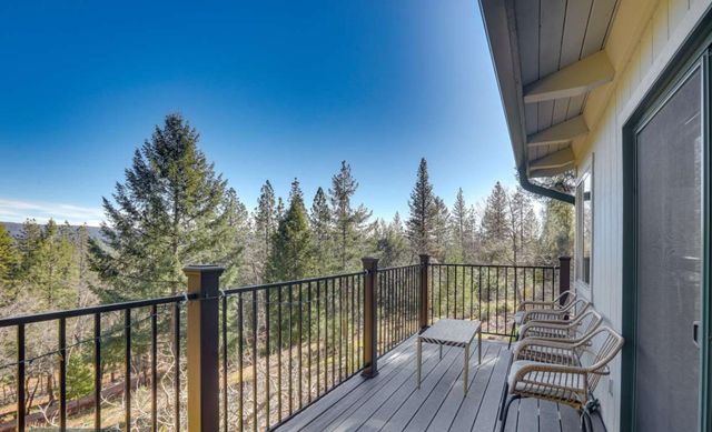 277 Sunnyside Dr, Colfax, CA 95713