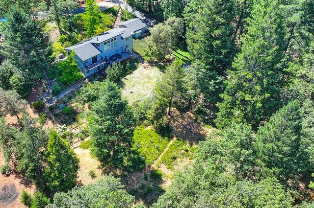 277 Sunnyside Dr, Colfax, CA 95713