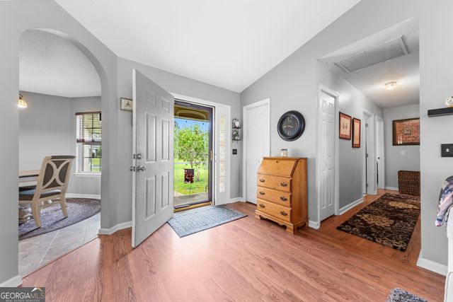 88 Rainbow Lane, Woodbine, GA 31569