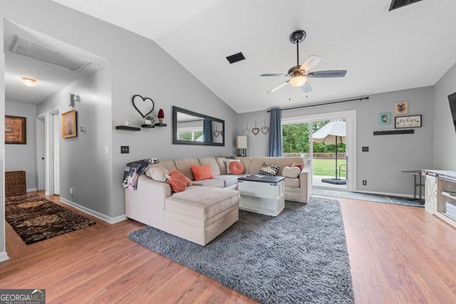 88 Rainbow Lane, Woodbine, GA 31569