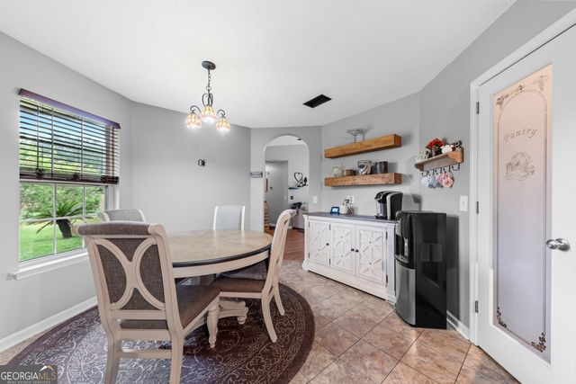 88 Rainbow Lane, Woodbine, GA 31569