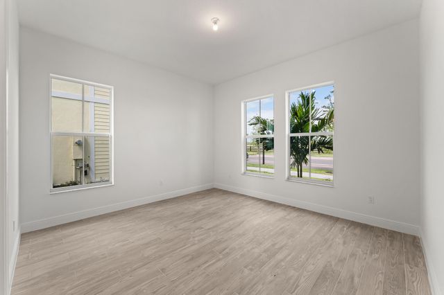 7932 SW Ann Street, Palm City, FL 34990