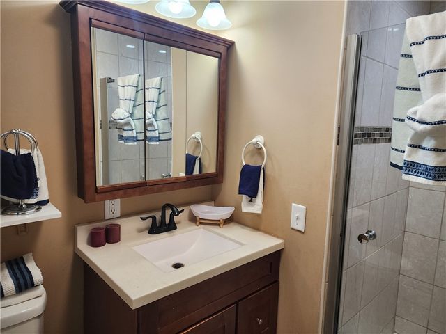 8 Marigold Court, Cranston, RI 02920