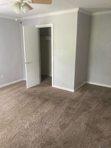 6232 Dawson Dr, Baton Rouge, LA 70805