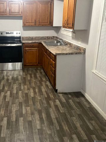 6232 Dawson Dr, Baton Rouge, LA 70805