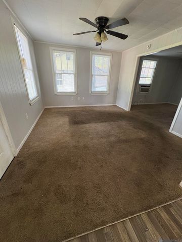 6232 Dawson Dr, Baton Rouge, LA 70805