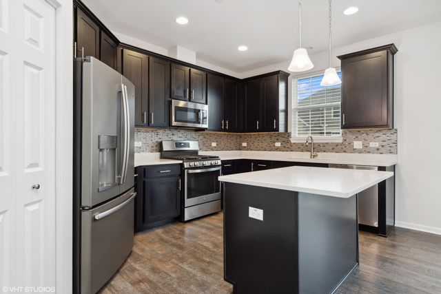 4465 Monroe Court, Naperville, IL 60564