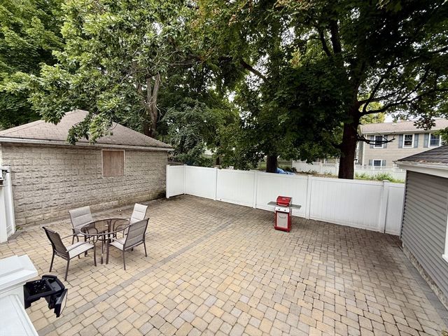 7 Flint Road 1, Watertown, MA 02472