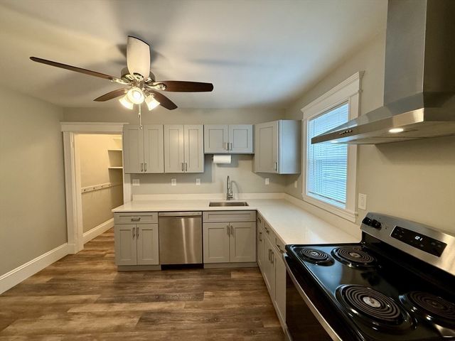 7 Flint Road 1, Watertown, MA 02472
