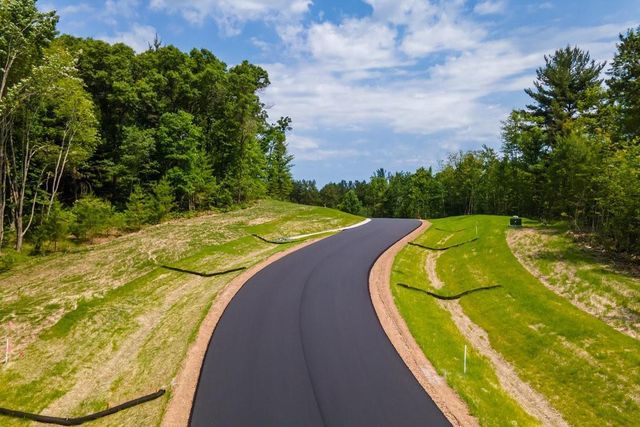 Lot 7 Legacy Drive, Eau Claire, WI 54703
