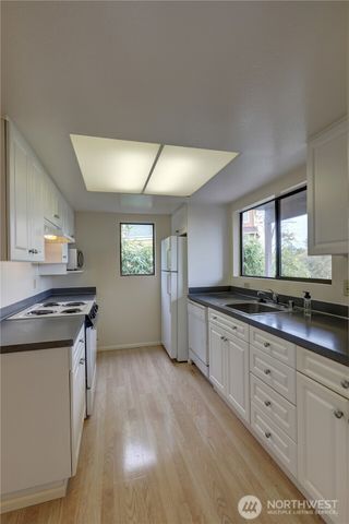 11643 91st Place NE, Kirkland, WA 98034