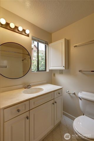 11643 91st Place NE, Kirkland, WA 98034