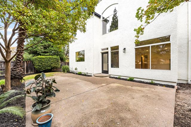 9337 Crocker Rd, Granite Bay, CA 95746