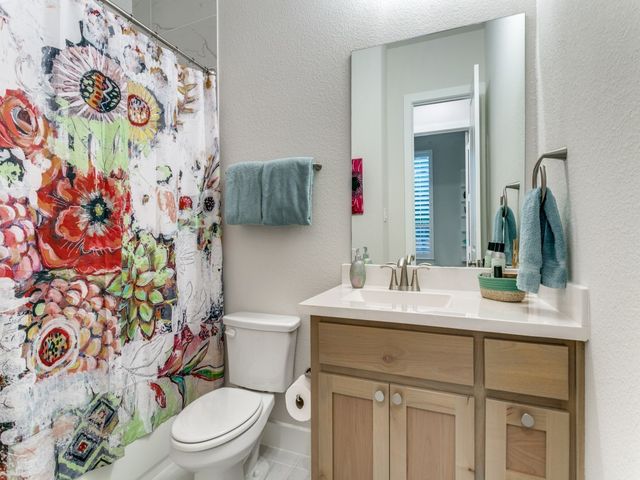 4004 Fall Aster Way, Aubrey, TX 76227