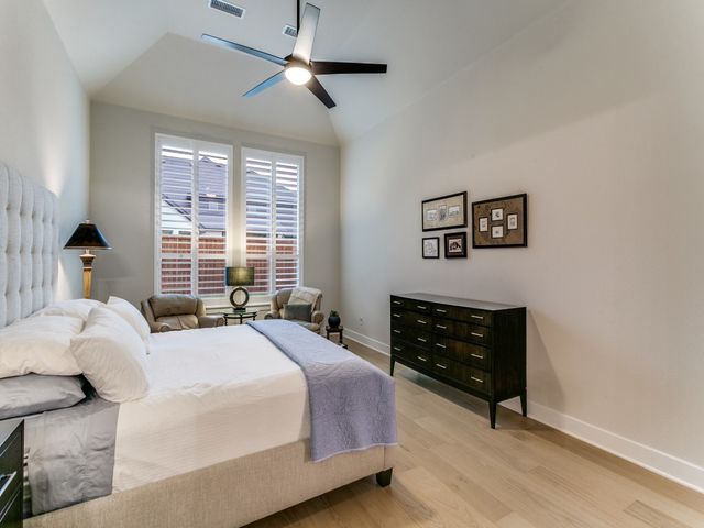 4004 Fall Aster Way, Aubrey, TX 76227