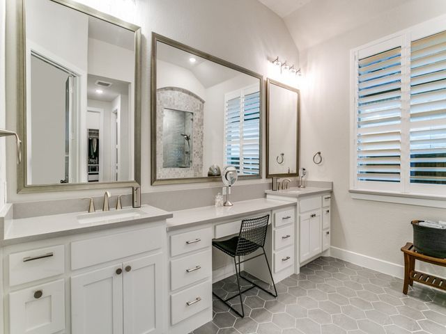 4004 Fall Aster Way, Aubrey, TX 76227