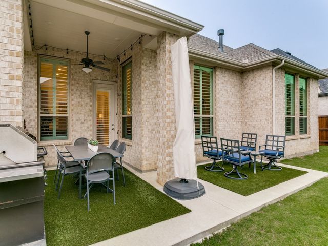 4004 Fall Aster Way, Aubrey, TX 76227