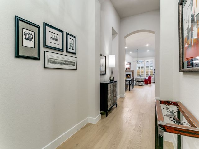 4004 Fall Aster Way, Aubrey, TX 76227