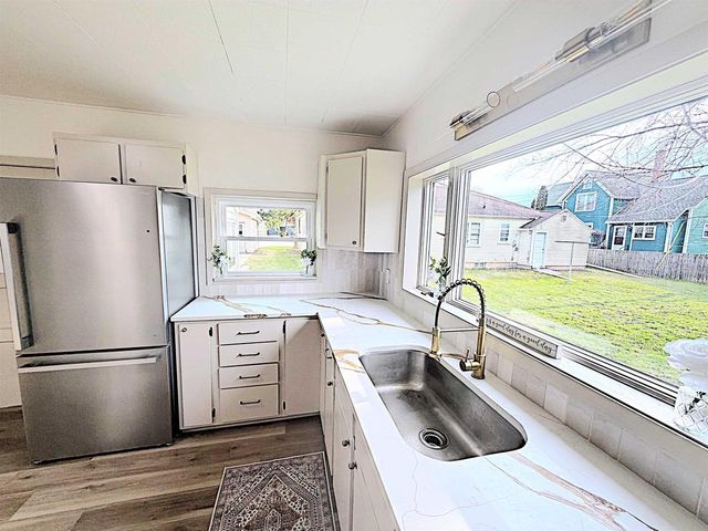 109 N MADISON STREET, Chilton, WI 53014