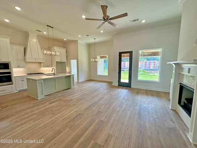 302 Tremont Drive, Florence, MS 39073