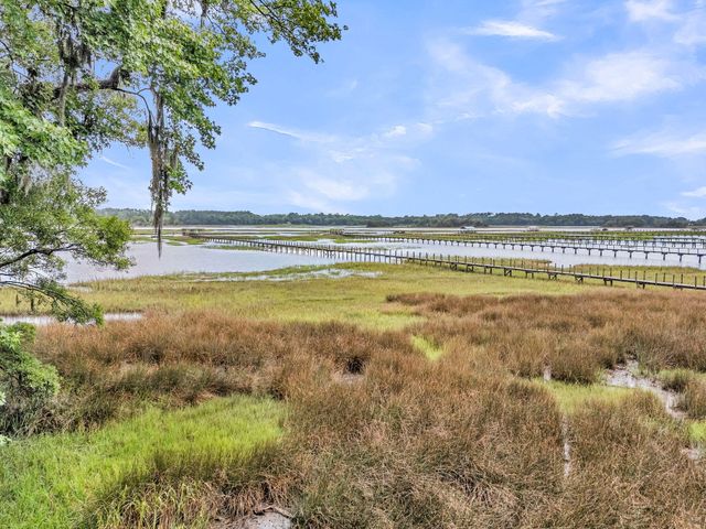 4923 Steeplechase Lane, Hollywood, SC 29449