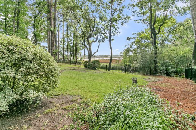 4923 Steeplechase Lane, Hollywood, SC 29449
