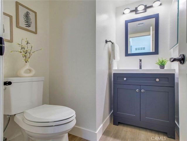 1520 Creekside Court B, Pasadena, CA 91107