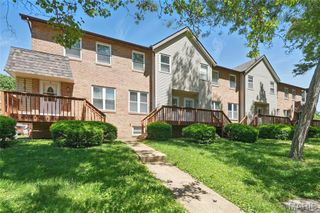10161 Squire Meadows Drive E, St Louis, MO 63123