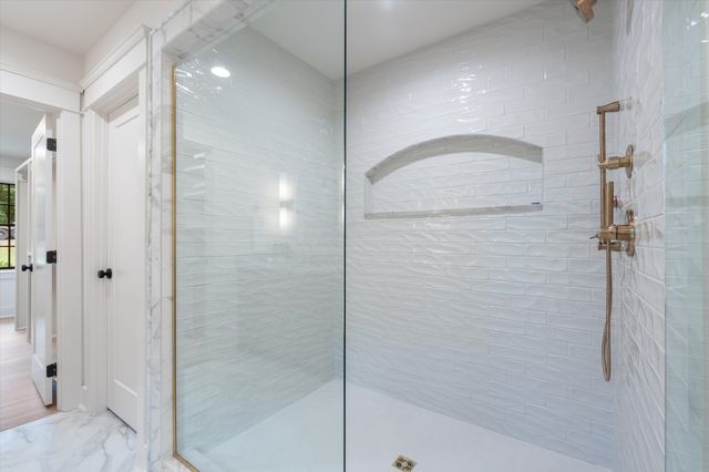 1816 Wildwood Ave, Nashville, TN 37212