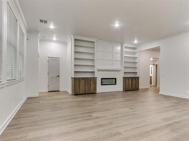 2107 Turtle Creek Way, Norman, OK 73071