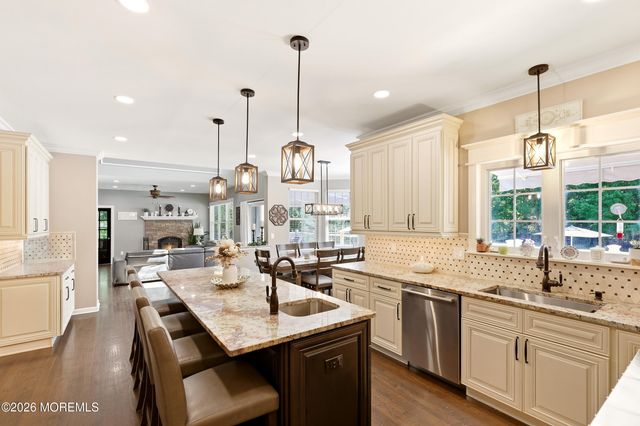 11 Swallow Tail Court, Jackson, NJ 08527
